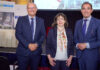 Patrick Delaney (CIECA-Präsident), Doris Wendler (KFV-Präsidentin), Christian Schimanofsky (KFV-Geschäftsführer) lächeln in die Kamera