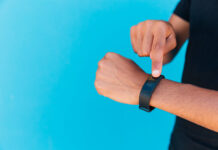 smartwatch arm