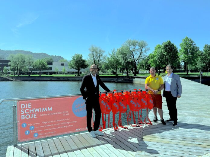 v.l.n.r.: Michael Ritsch (Bürgermeister von Bregenz), Manuel Winkel (Wasserrettung Vorarlberg), Martin Pfanner (KFV) © Landeshauptstadt Bregenz/Vincent Großkopf